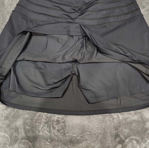 Ruby Ribbon Skort - Picture 2 of 6